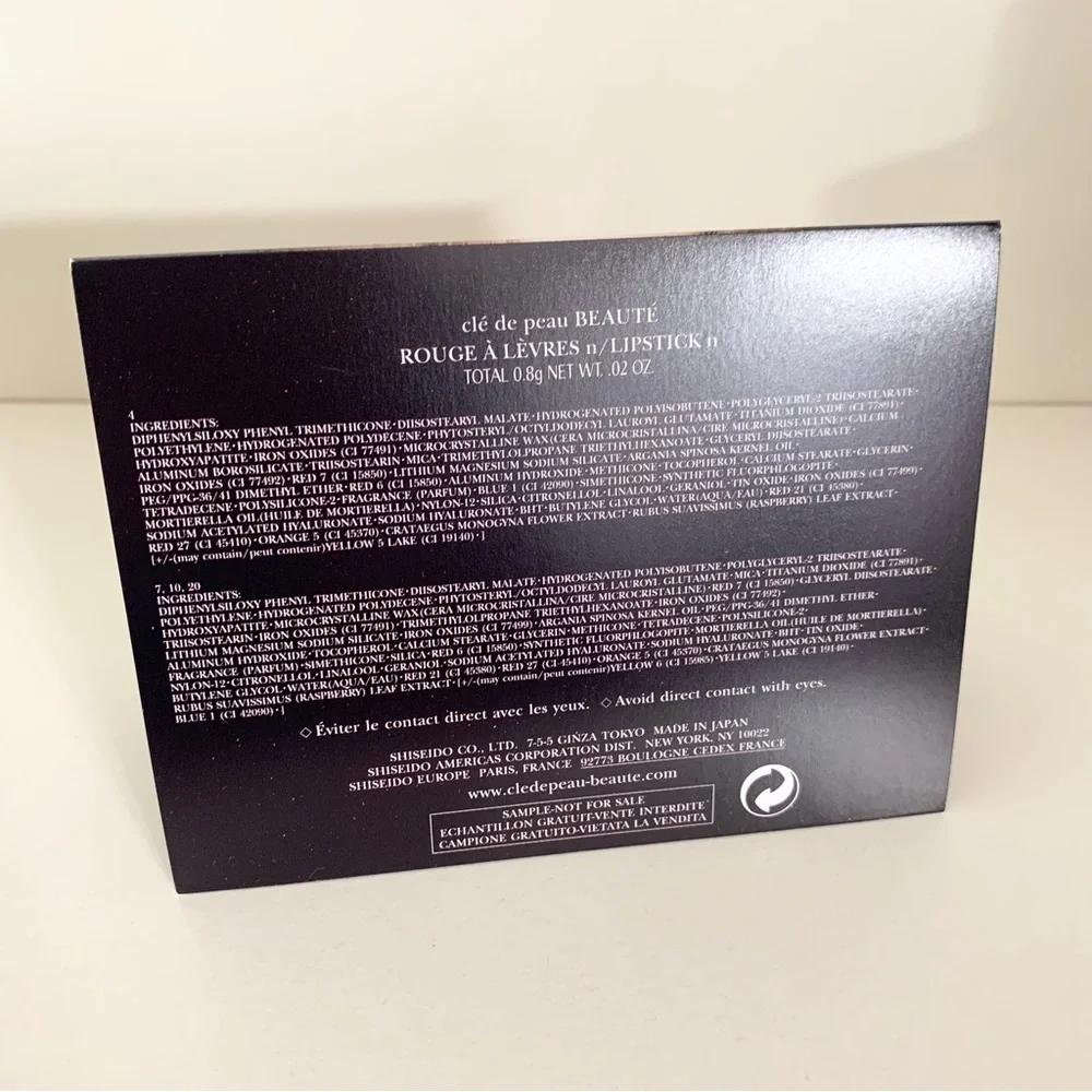 Hold Cle de peau lipstick testing kit